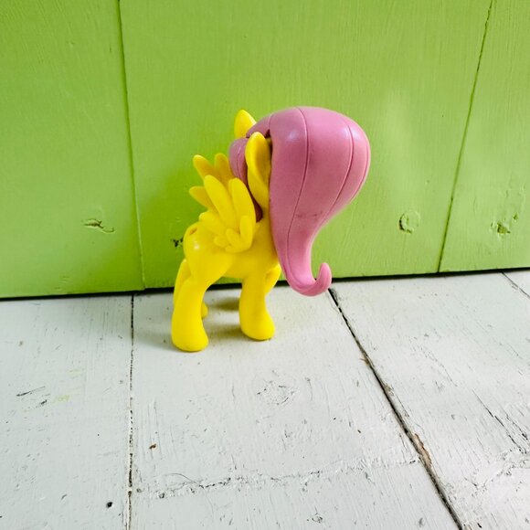 My Little Pony Fluttershy Rainbow Action Figure Toy Yellow Pegasus Pony - Picture 4 of 7